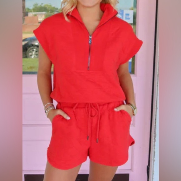 Strut & Bolt Pants - SYRUT & BOLT Vibrant Red Short Sleeve Romper New condition